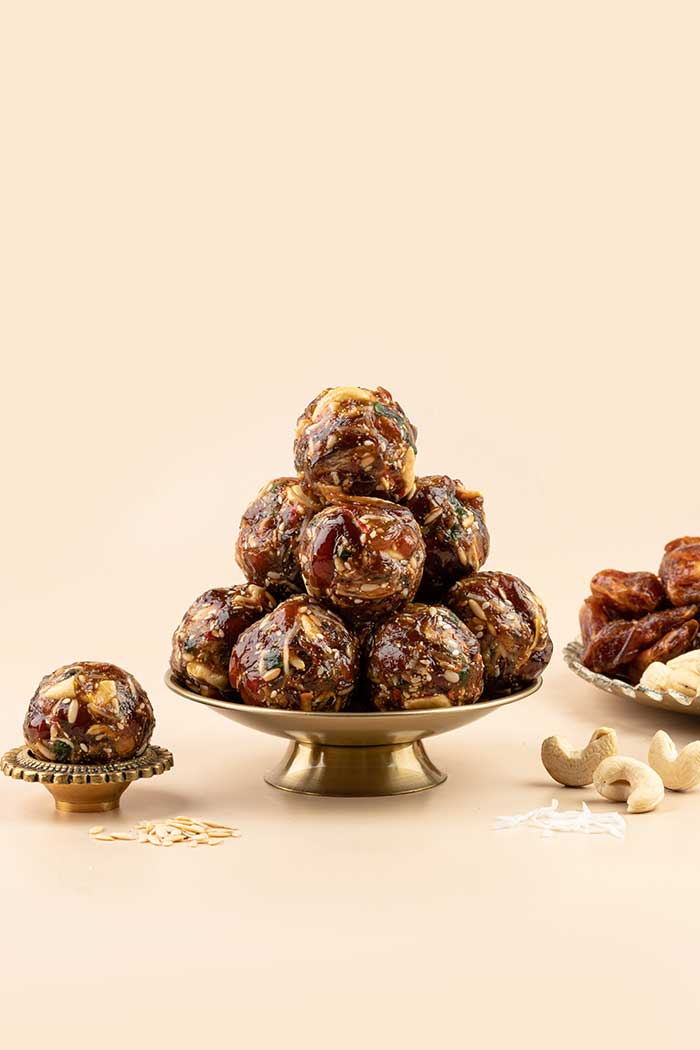 Dates Laddu